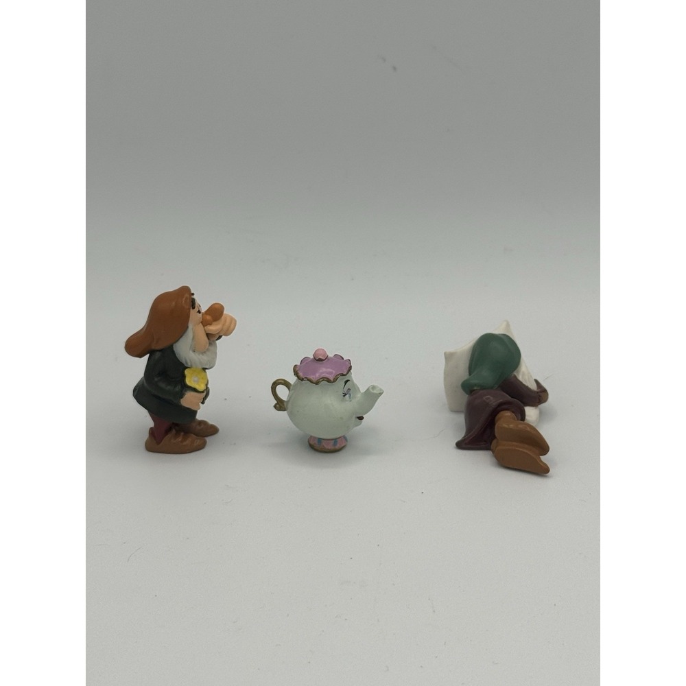 Lot Of 3 Disney 2" Sleepy, Sneezy And Mrs. Potts PVC Figures - Picture 3 of 5